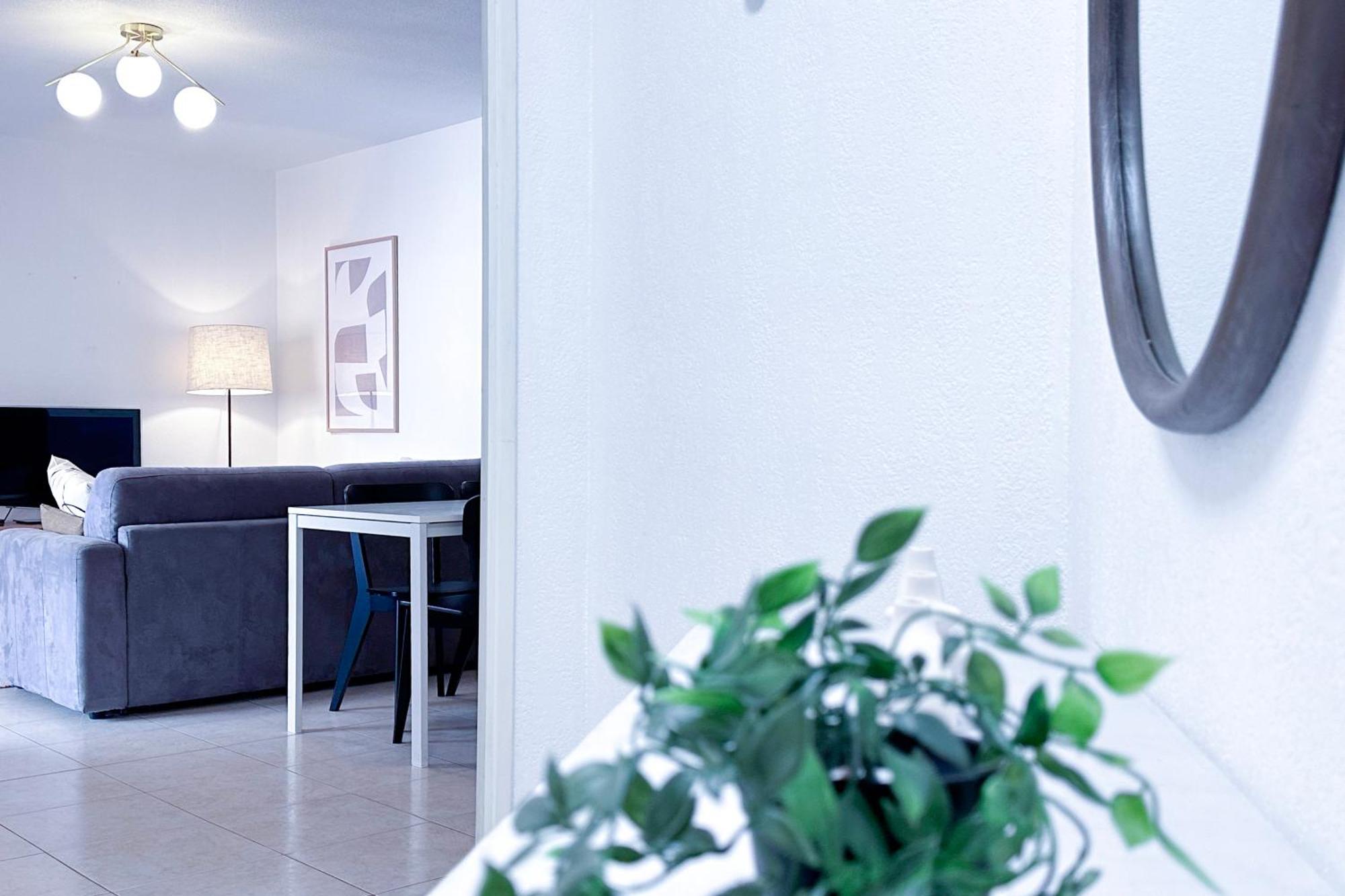 St Roch 2 - Appart 300 M De La Gare, Clim, Terrasse, Garage Antibes Luaran gambar